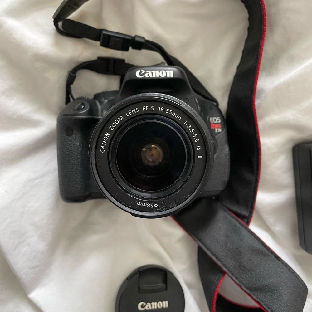 Canon Rebel t3i EOS digital camera